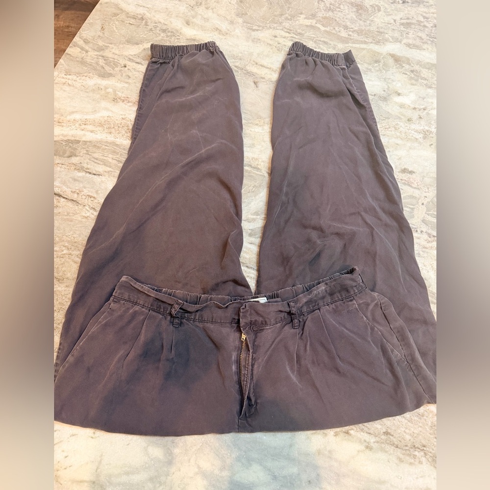 GAP Khakis Women’s Large Lyocell Pants Elastic Waist Gray